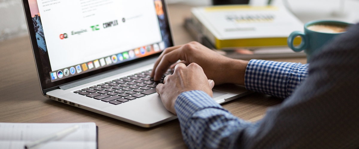 Συμβουλευτική μέσω Διαδικτύου (skype)